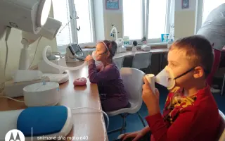 Pomôžme dvojičkám Klaudinke a Davidkovi zabezpečiť kvalitnejší život