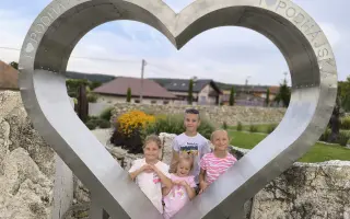 Pomôžte rodine s 8 deťmi zabezpečiť vlastný domov