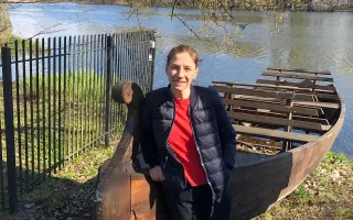 Pomôžme Júlií opäť chodiť, sedieť a zachovať končatinu