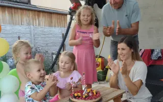 Pomôžte nášmu otcovi a starému otcovi zlepšiť jeho zdravotný stav