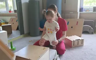 Dva roky plné boja a úsmevu. Sárka potrebuje pravidelné terapie.