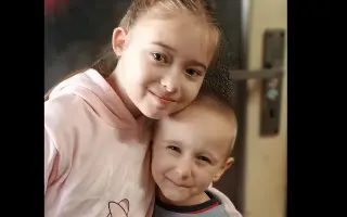 Pomôžme zabezpečiť posteľ pre rodinu s autistickým dieťaťom