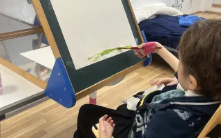 Pomôžme Zolikovi, aby sa znova naučil chodiť