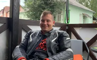 Pomôžme Dominikovi po mozgovej príhode postaviť sa opäť na nohy