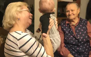 Darujte čítacie zariadenie pre našu nevidiacu mamku a babku