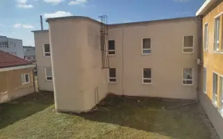Podporte Obchodnú akadémiu Šurany v snahe vytvoriť školské átrium