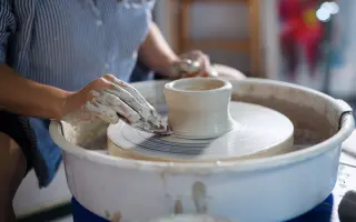 Podporte vznik keramického SAMOŠTÚDIA ATELIÉR TVOR.BA