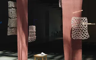 Spoznajte umenie textilu na medzinárodnej výstave Weave the wave!