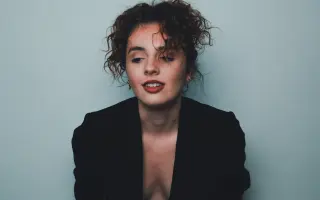 FAYE| Nech ticho rozpráva: podpora na nový singel Ticho plné slov