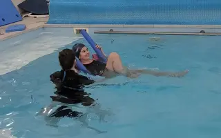 Pomôžme Miuške pokračovať v terapiách, ktoré jej menia život