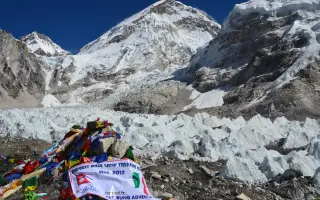 OdSEPARuj vizuálny odpad v Himalájach OdSEPARuj vizuálny odpad v Himalájach