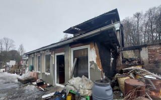 Pomôžme rodine Mockových po požiari vybudovať nový domov