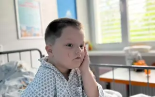 Pomôžme Deniskovi po ťažkej autonehode postaviť sa opäť na nohy