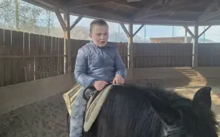 Prvý rok bol zdravým chlapčekom. Pomôžme Lukáškovi opäť napredovať.