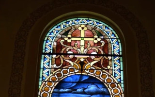 Zachráňme vitrážové okná slovenských kostolov v Severnej Amerike