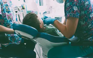 Pomôžte zabezpečiť zubné ošetrenie dieťaťa v celkovej anestézii