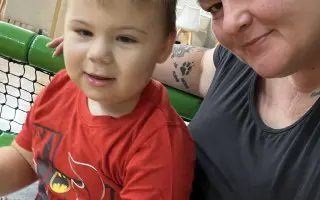 Pomôžme mame a malému Adamkovi s autizmom