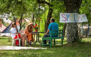 Podporte festival náhradného rodičovstva a služby pre prijaté deti a ich rodiny.