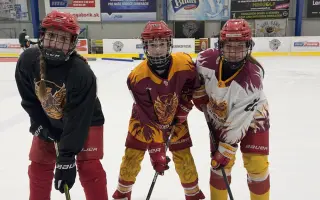 Podporte vznik dievčenského hokejového tímu – Phoenix Girls Trenčín