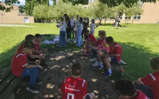 Zabezpečme triedu pod holým nebom pre deti zo Slatiny nad Bebravou