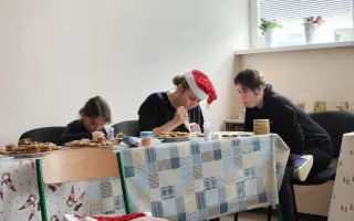 Vytvorme bezpečný a dôstojný priestor pre ľudí, ktorí potrebujú pomoc a podporu Vytvorme bezpečný a dôstojný priestor pre ľudí, ktorí potrebujú pomoc a podporu