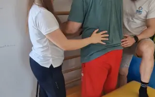 Zlomok sekundy zmenil náš život. Prosím, pomôžte Milošovi znovu kráčať.