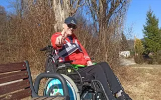 Pomôžme Romanovi získať auto na bezpečné cesty za liečbou a lepší život