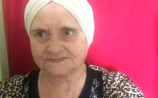 Pomôžte ťažko chorej matke a synovi nájsť dôstojný domov a dostupnú liečbu