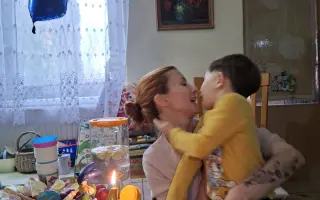 Pomôžme onkologicky chorej mladej mamičke Dominike