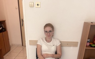 Pomôžme Laurette pokryť náklady na rehabilitačné terapie