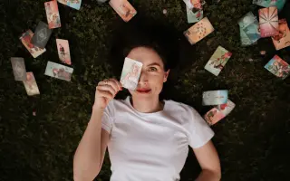 Škola veštenia & intuície: Pomôž mi vytvoriť magické miesto!