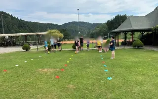 Podporme tábor pre deti, pochadzajúce z násilných vzťahov