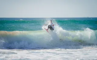 Pomôžte Aničke reprezentovať Slovensko na svetových surfingových hrách v Peru