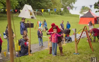 Podporte pestrosť historicko-šermiarskeho festivalu na Devíne