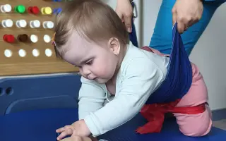 Pomôžme Julke stáť na vlastných nohách bez bolesti a obmedzení