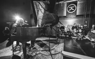 Pomôžte nám udržať Klub Za Oponou aj v roku 2026