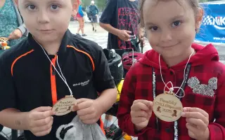 Pomôžme dvojičkám Klaudinke a Davidkovi zabezpečiť kvalitnejší život