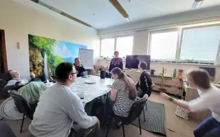 Vytvorme bezpečný a dôstojný priestor pre ľudí, ktorí potrebujú pomoc a podporu Vytvorme bezpečný a dôstojný priestor pre ľudí, ktorí potrebujú pomoc a podporu