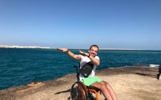 Prispej na nový invalidný vozík a uľahčíš život pracovitému človeku