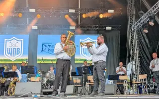 DUNAJSKÁ KAPELA – Podporte nové CD - Unterstützt die neue CD von Dunajská Kapela DUNAJSKÁ KAPELA – Podporte nové CD - Unterstützt die neue CD von Dunajská Kapela