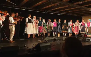 Pomôž nám pokrstiť Prvé CD Ženy z Muzičky