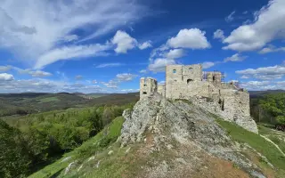 Spoznaj detailne naše hrady s PO HORÁCH S PEŤOM
