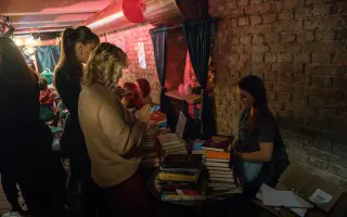 Projekt SASPENS: Podporte tlač knihy s tvorbou mladých súčasných básnikov!