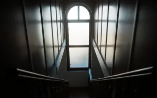 Pomôžte nám otvoriť kostol pre ľudí, ktorí nechodia do kostola!