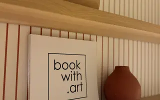 Kniha BOOK WITH .ART spája 70 svetových umelcov do výnimočnej knihy