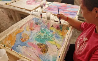 Podporte inkluzívny art projekt Wax Budddy