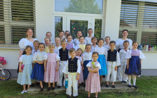 Detský folklórny súbor Lastovička: pomôžte nám zabezpečiť kroje pre malých folkloristov