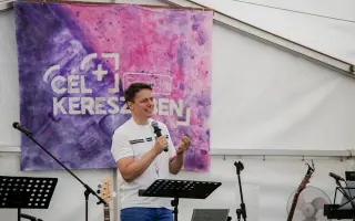 Hogy ne a pénzen múljon a szolgálat: Állj az ÉlesztŐ önkéntesei mellé!