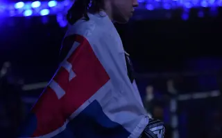 Podporme Evu na jej ceste reprezentovať Slovensko v klietke