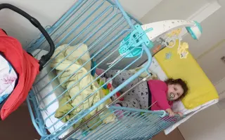 Pomôžte Naomi Elizabeth žiť o kúsok lepší život